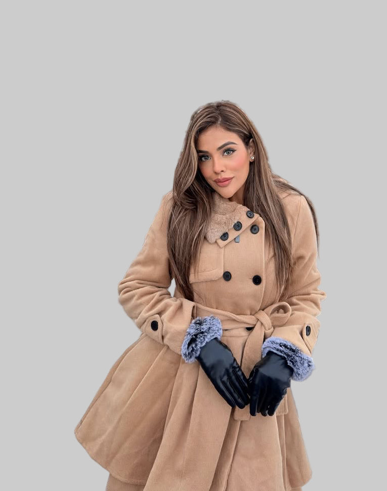 Παλτό με Διπλό Κούμπωμα και Λεπτομέρειες Γούνας Τέρρα