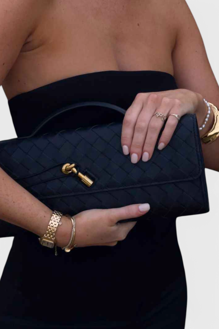Melanie Τσάντα Clutch με Χρυσή Λεπτομέρεια Κόμπου