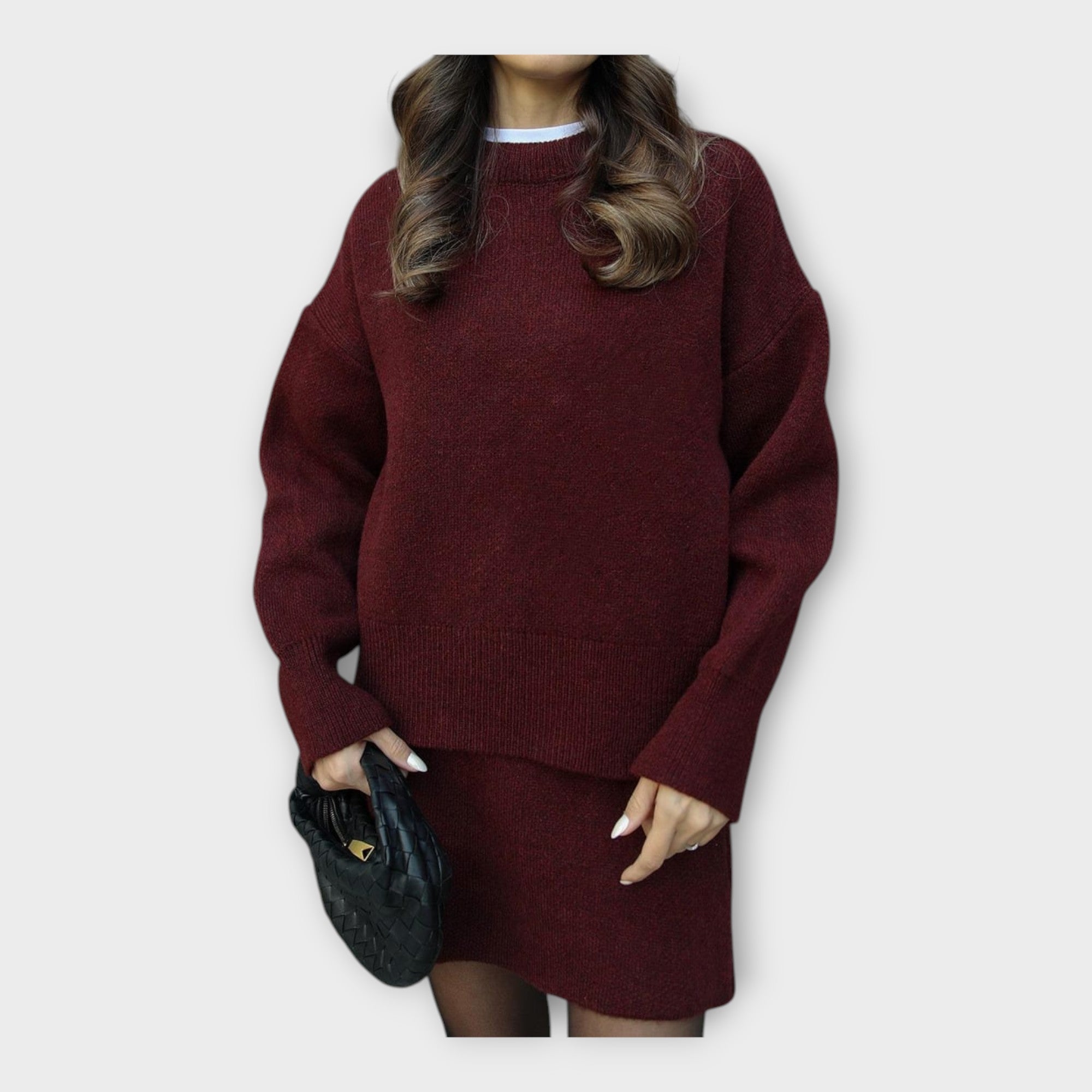 Σετ Πλεκτής Μπλούζας και Φούστας με Μοντέρνα Γραμμή