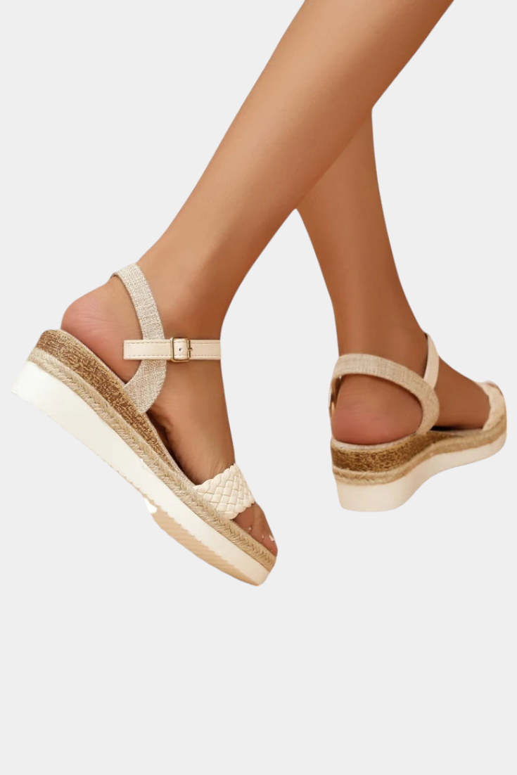 Damiana Σανδάλια με Πλεκτή Λεπτομέρεια