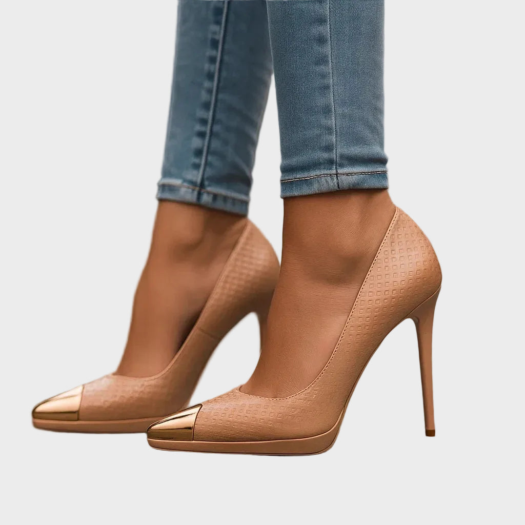 AVELINE Γόβες με Χρυσή Μύτη