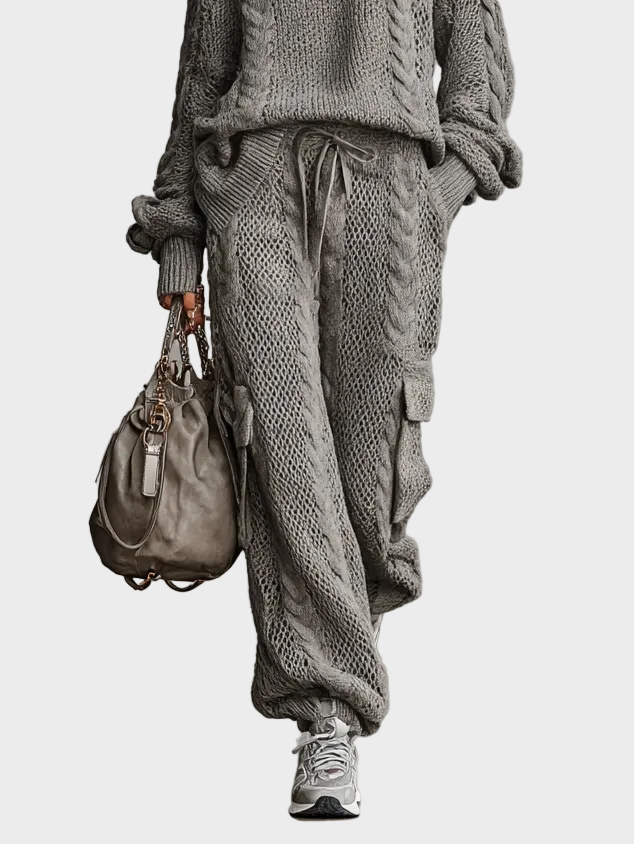Aveline | Γυναικείο Casual Σετ με Πλεκτό Ζιβάγκο Cable Knit και Παντελόνι Cargo