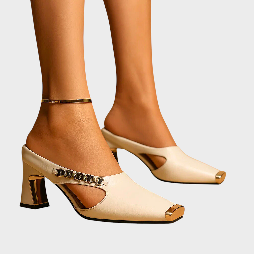 Ariana | ΜΠΕΛ ΣΑΝΔΑΛΙΑ