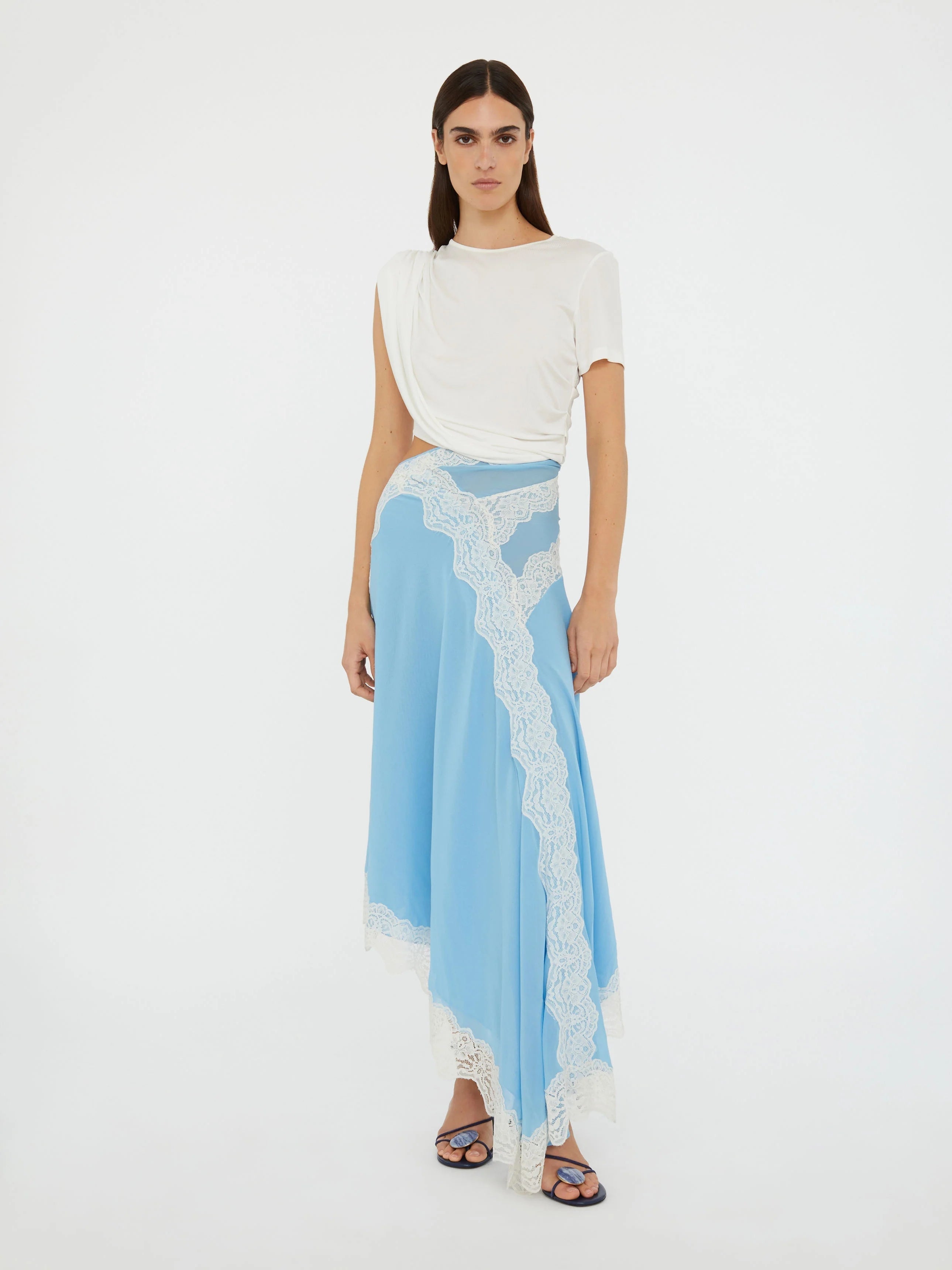 Αλίκη | Φόρεμα midi με στριφτή λεπτομέρεια τύπου μπλούζας