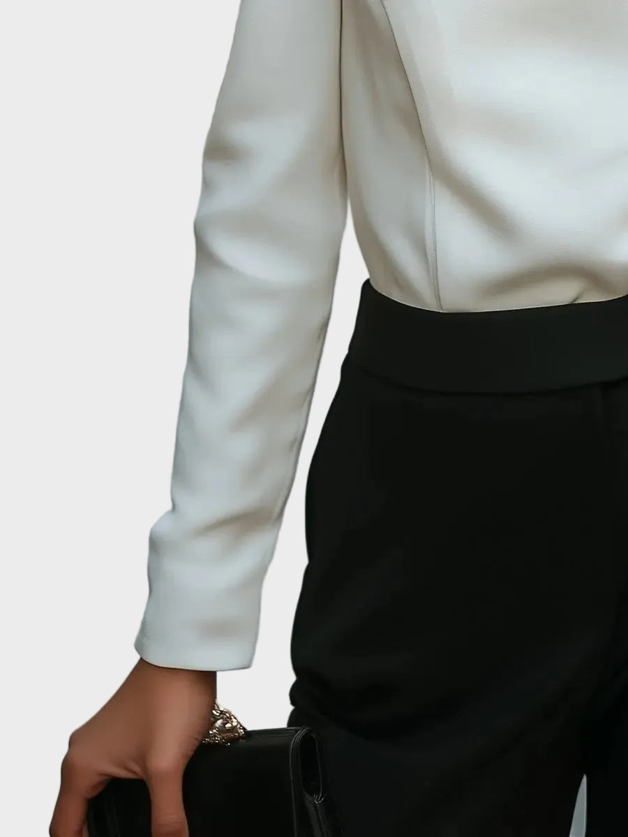 Hira| Ασύμμετρο Λευκό Τοπ με Κουμπιά - Μπλούζα