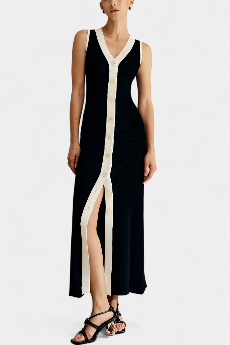 Brielle Αμάνικο Πλεκτό Φόρεμα με Λαιμόκοψη V και Αντίθετα Κουμπιά