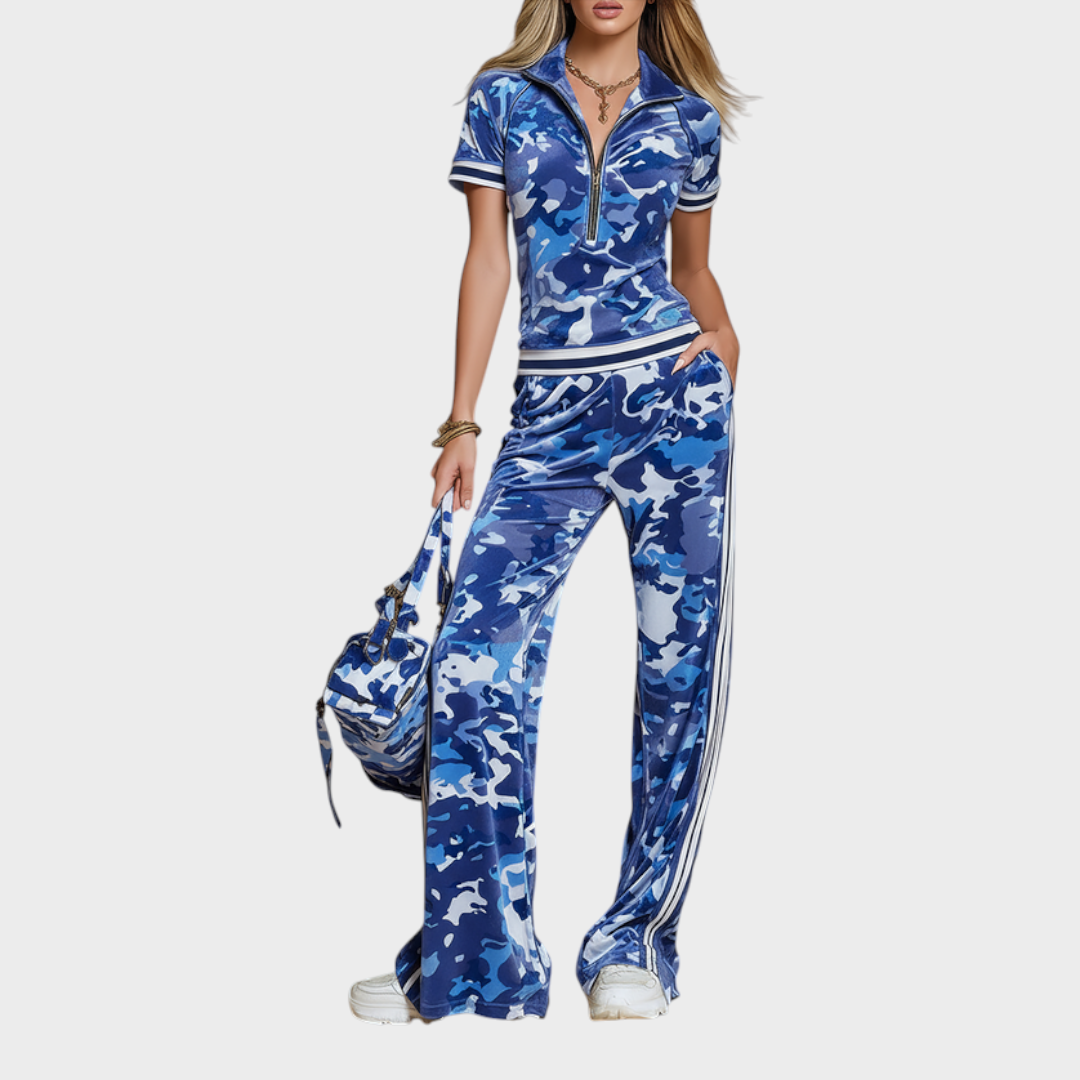 Angelique | Ρετρό Σετ Τ-shirt και Παντελόνι από Βελούδο με Στρατηγική Χρώματος και Ραφή Καμουφλάζ