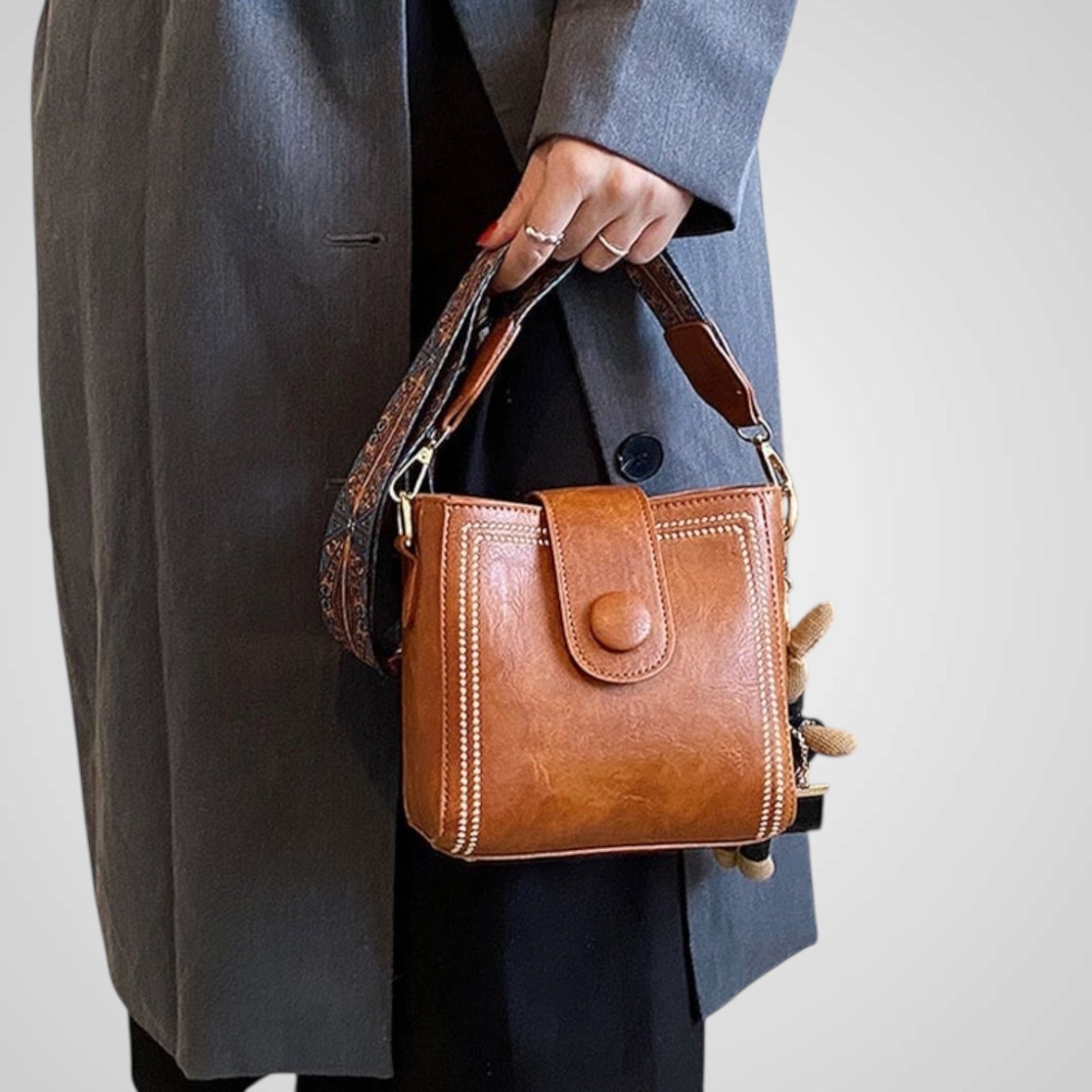 Ούρο | Ρετρό Τσάντα με Ρυθμιζόμενο Φαρδύ Λουράκι Ώμου