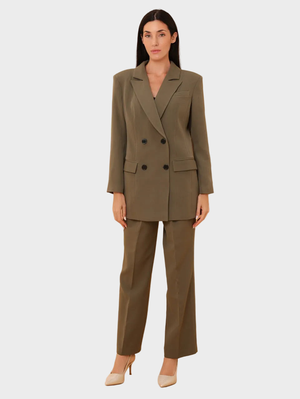 Kiara | OVERSIZED ΣΕΤ ΚΟΣΤΟΥΜΙ ΣΕ ΧΑΚΙ