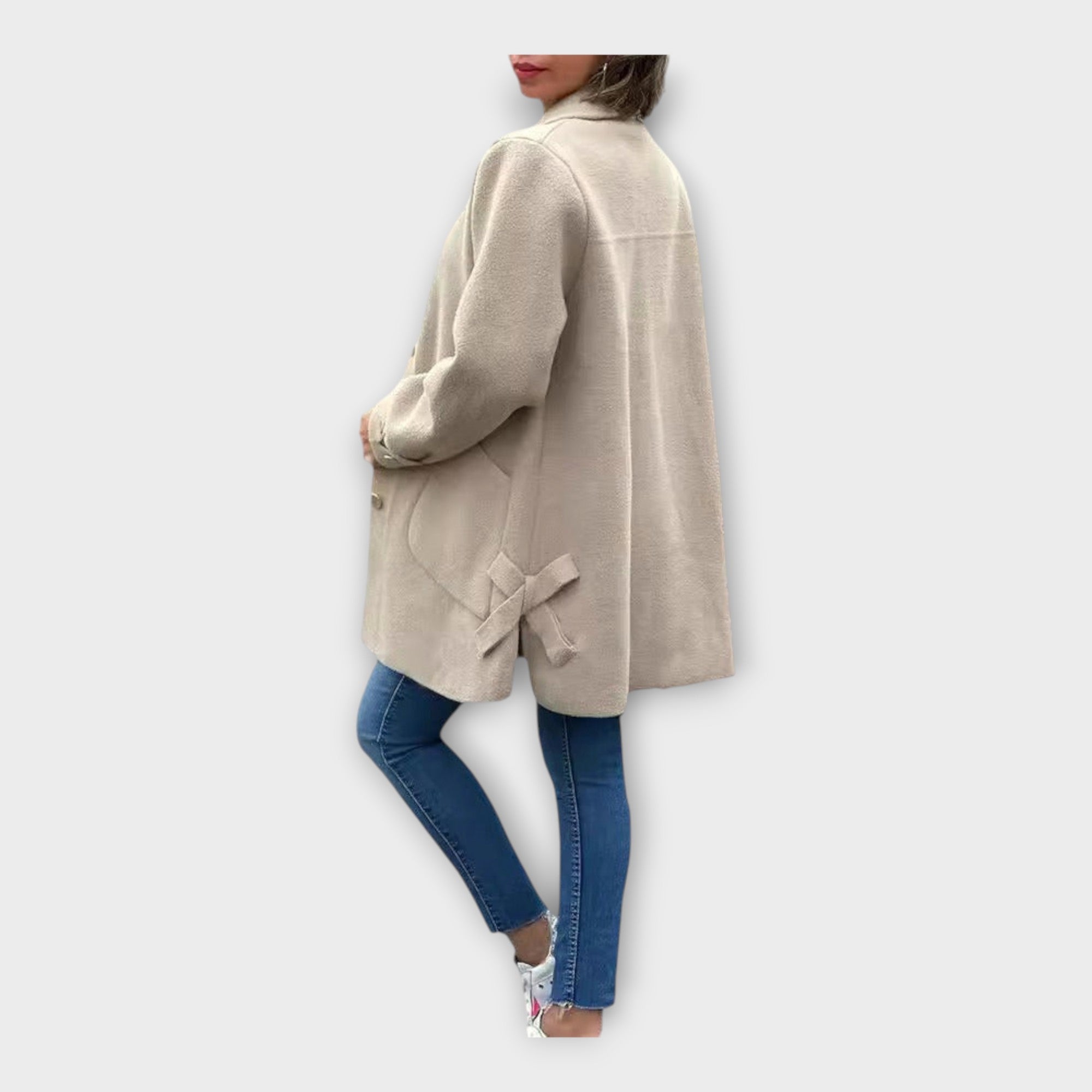 Μακρύ Πανοφώρη με Κλασική Γραμμή και Κουμπιά