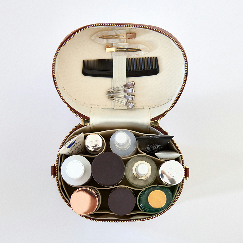 Sola | Οβάλ Νεσεσέρ Καλλυντικών