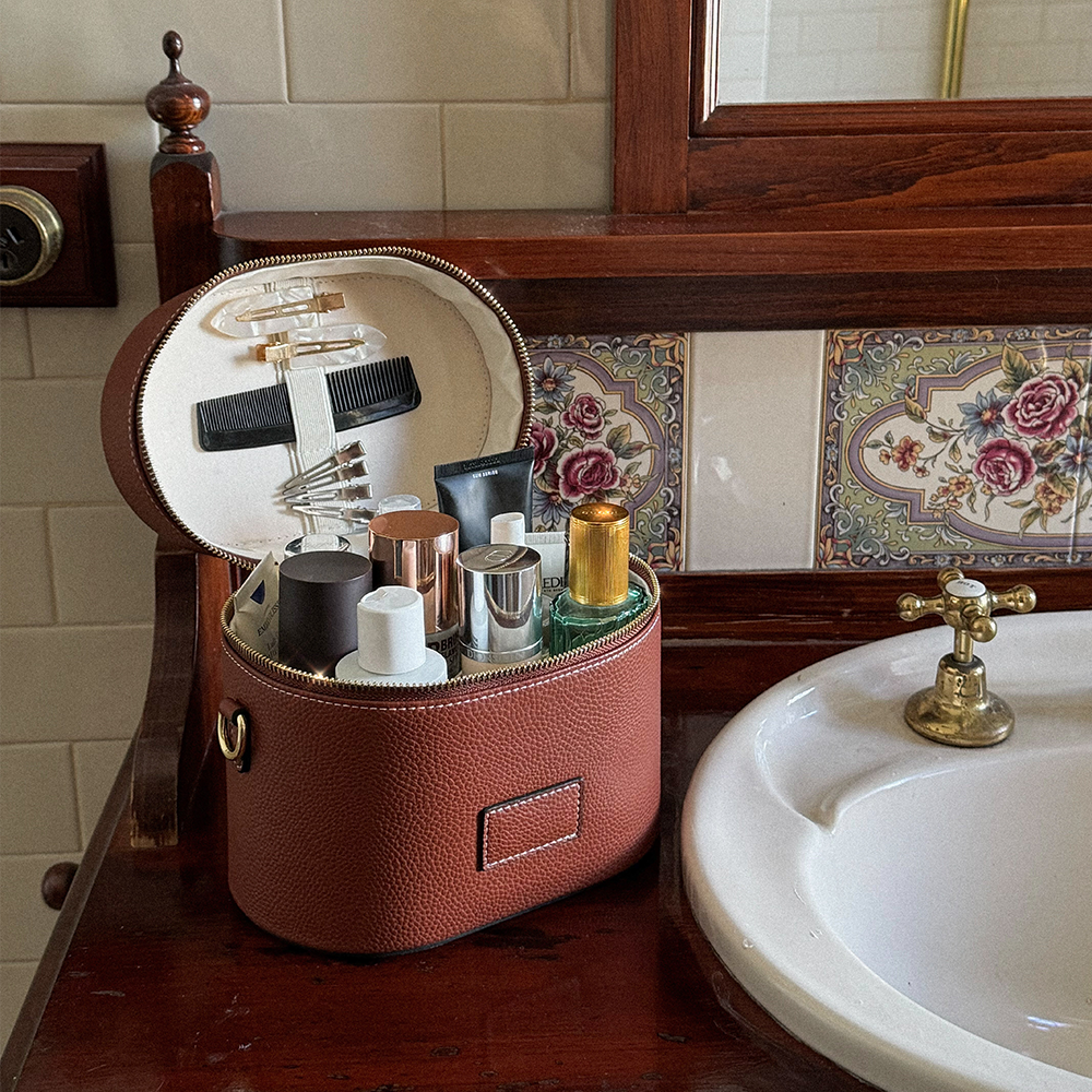 Sola | Οβάλ Νεσεσέρ Καλλυντικών