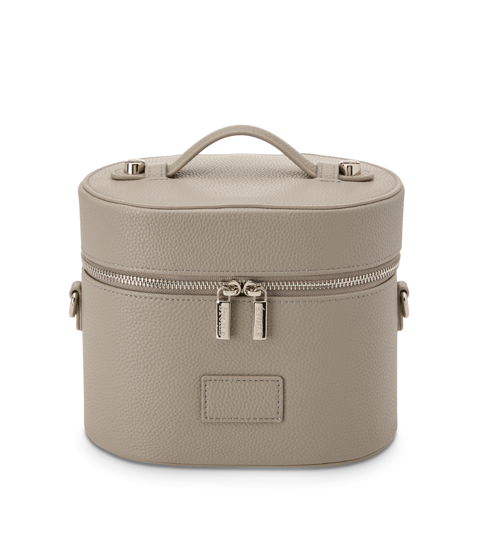 Sola | Οβάλ Νεσεσέρ Καλλυντικών