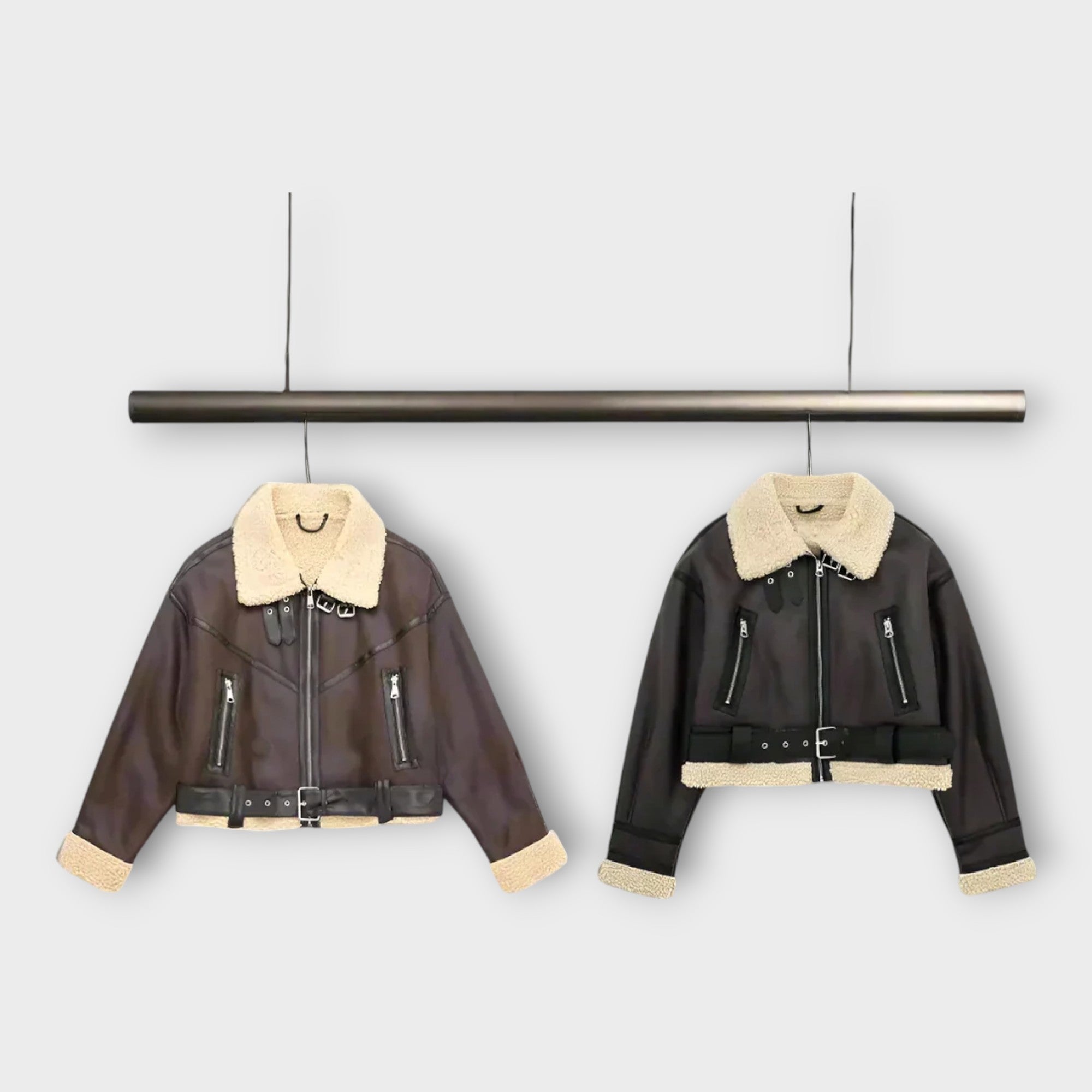 Δερμάτινο Κοντό Μπουφάν με Γούνα και Ζώνη 