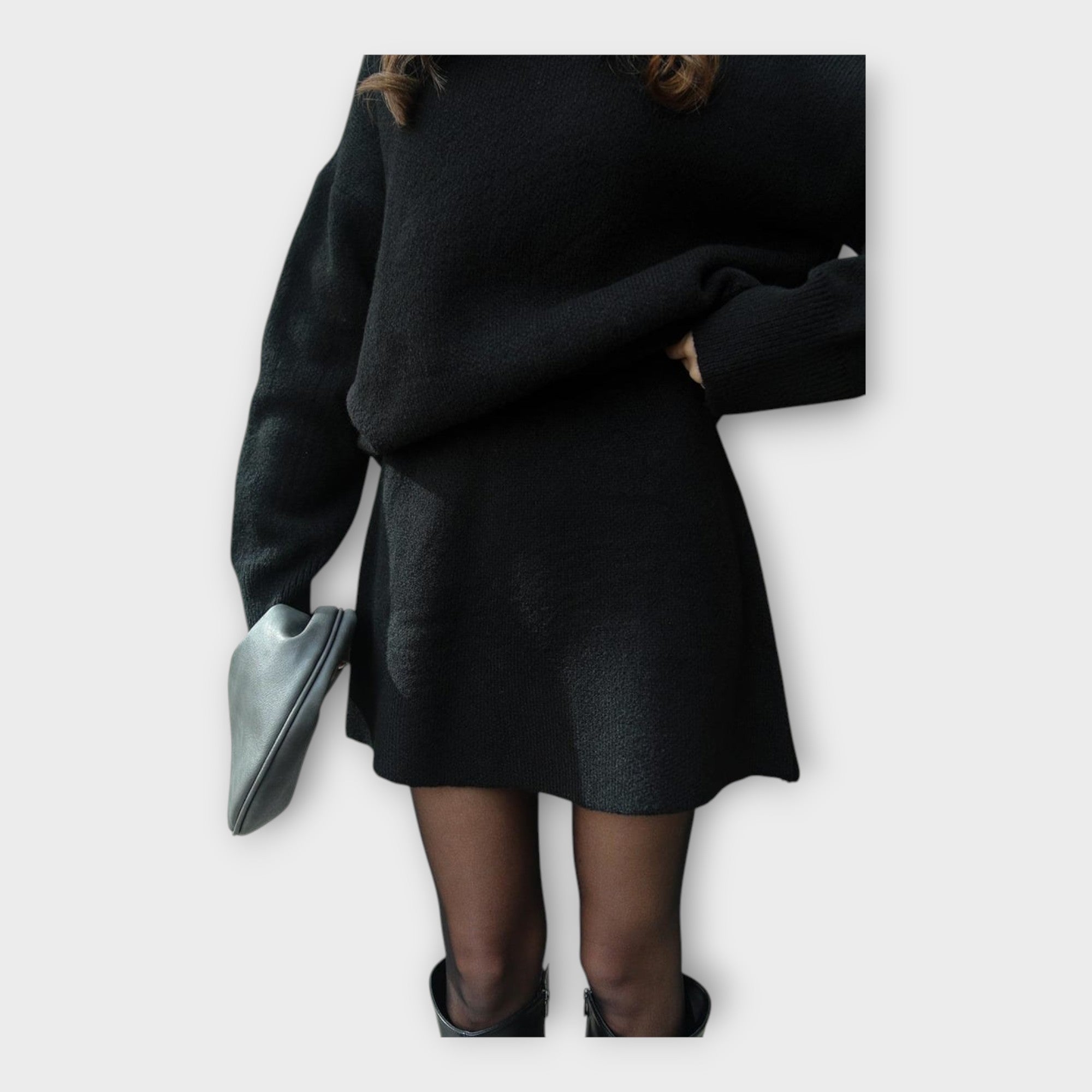 Σετ Πλεκτής Μπλούζας και Φούστας με Μοντέρνα Γραμμή