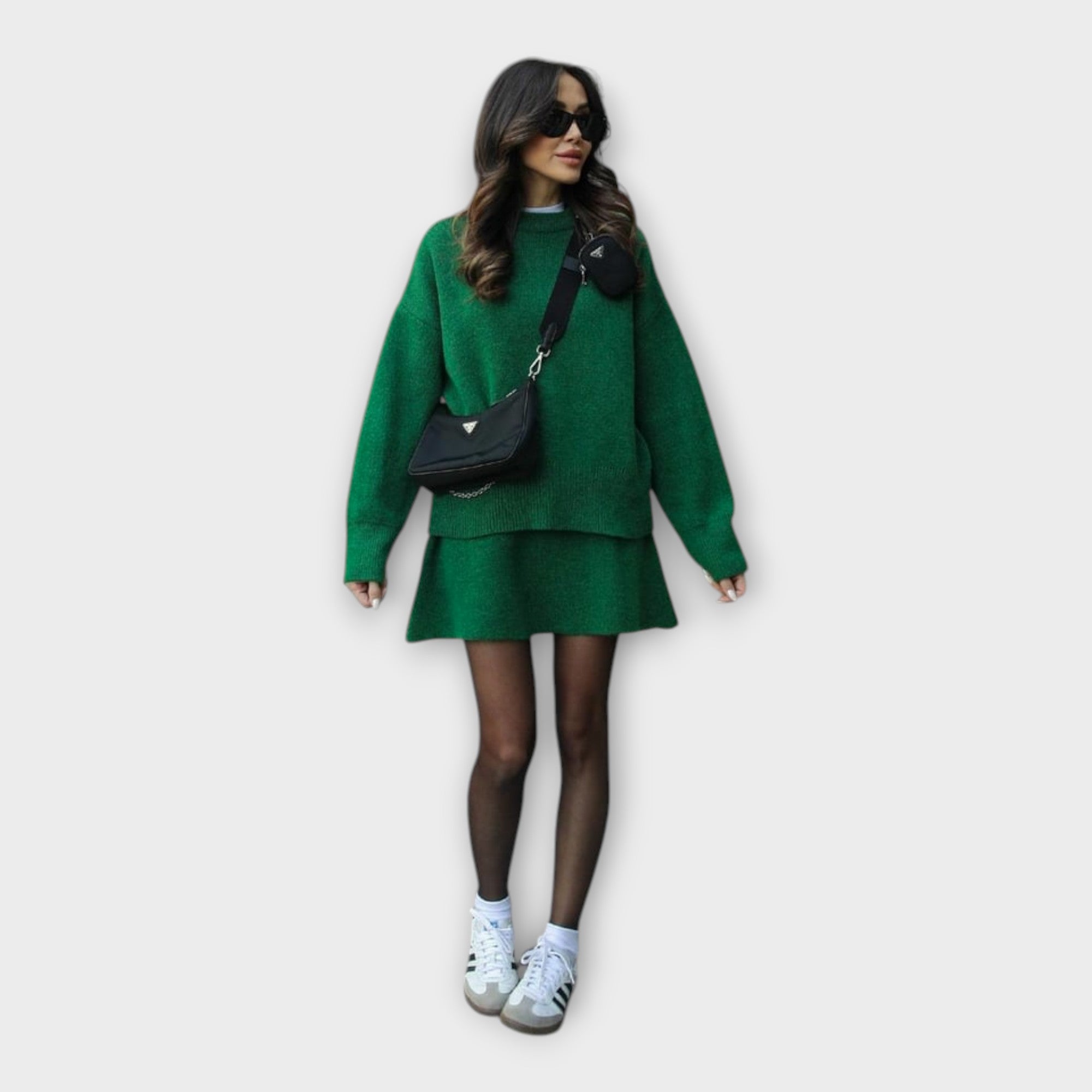 Σετ Πλεκτής Μπλούζας και Φούστας με Μοντέρνα Γραμμή